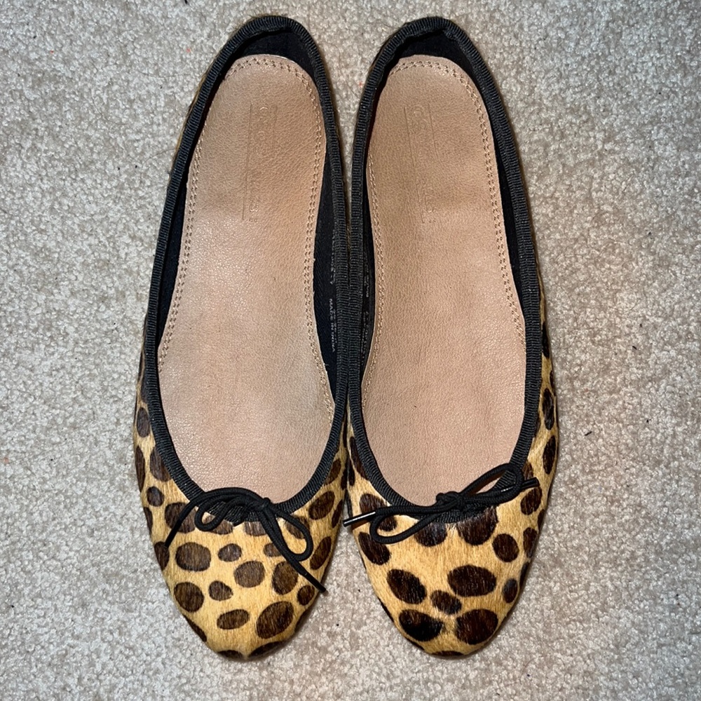 Leopard print flats